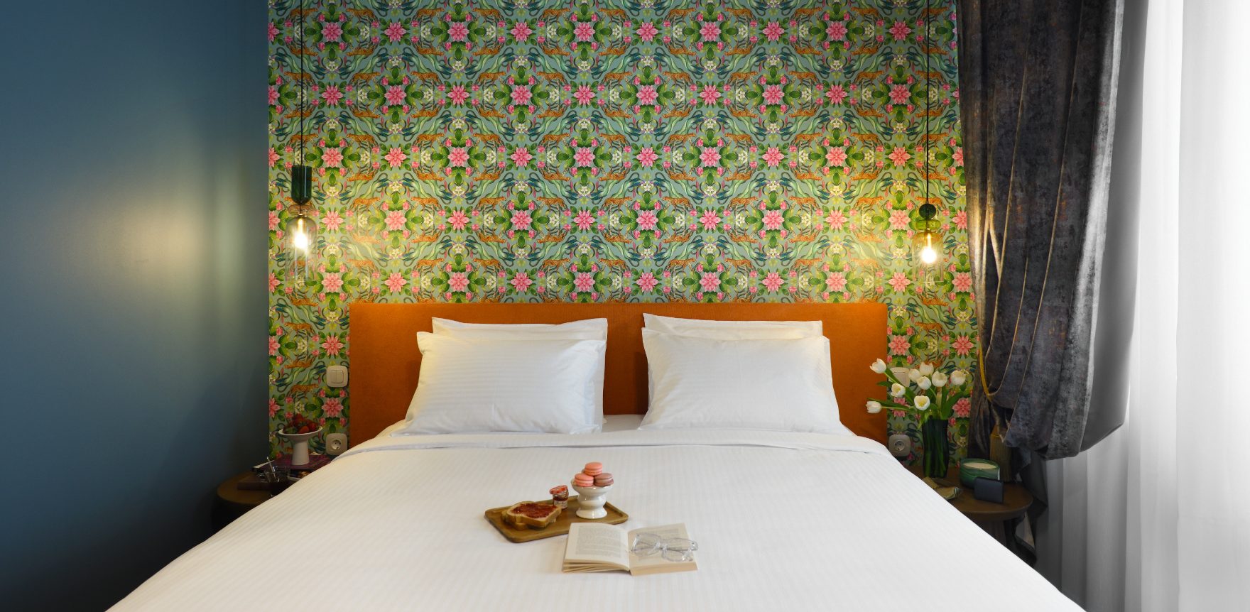 standard-room-the-oscar-olympic-hotel-2-3-2.jpg